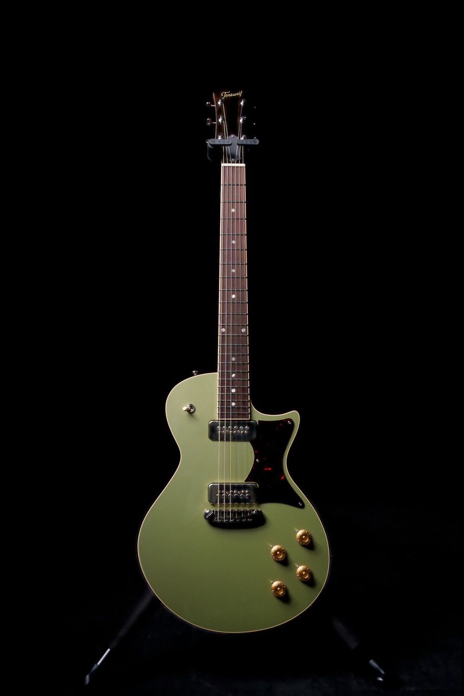 Tonewolf ALPHA guitar in Sage Green metallic colour